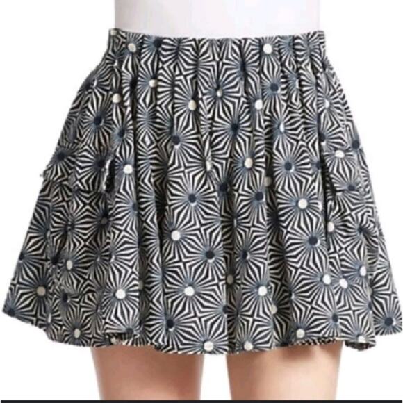 Free People Dresses & Skirts - Free People So Much Sun Skirt Abstract Print Size Small Cargo Pockets